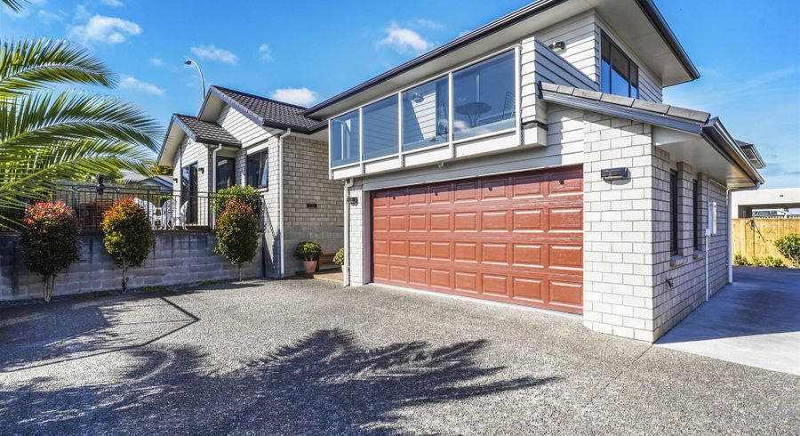  at 1 Moonlight Drive, Rototuna North, Hamilton