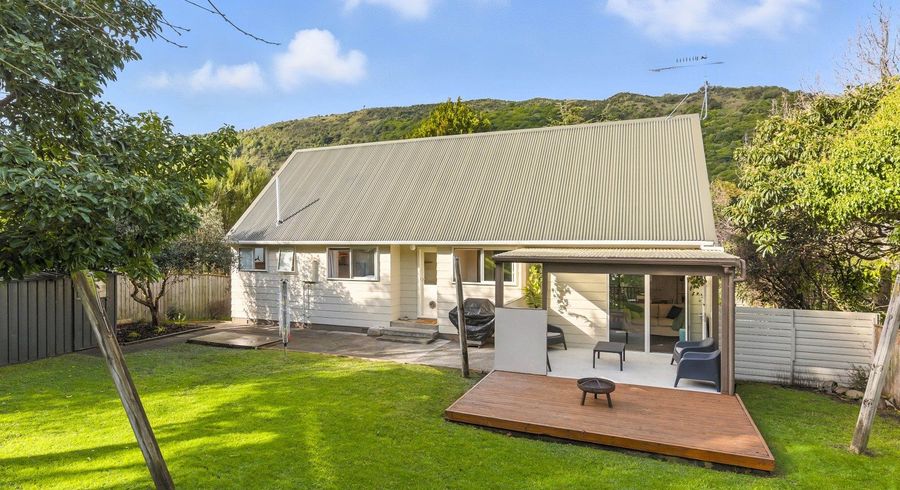  at 98 Leinster Avenue, Raumati South, Kapiti Coast, Wellington