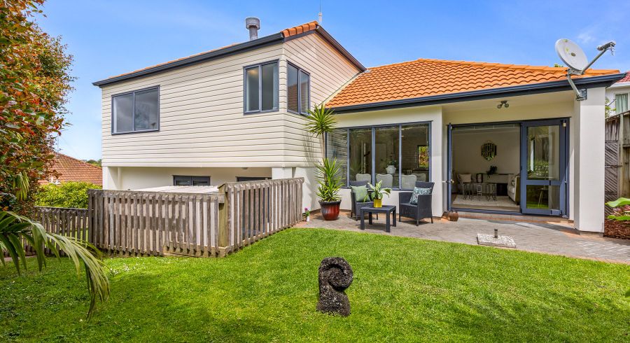  at 4/8 Kells Place, Botany Downs, Manukau City, Auckland