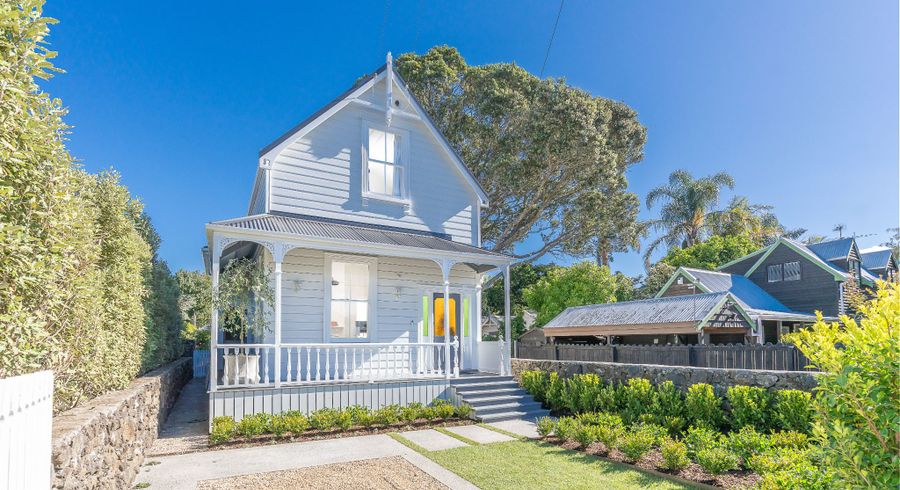  at 5 Edenvale Crescent, Mount Eden, Auckland City, Auckland