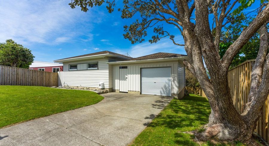  at 33 Oakleigh Street, Maungaraki, Lower Hutt