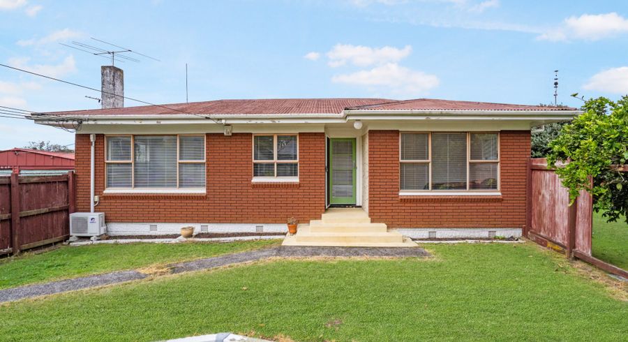 at 42 Landscape Road, Papatoetoe, Manukau City, Auckland