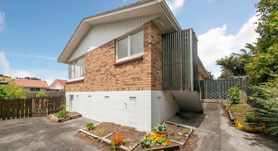  at 4/135 Titirangi Road, New Lynn, Waitakere City, Auckland