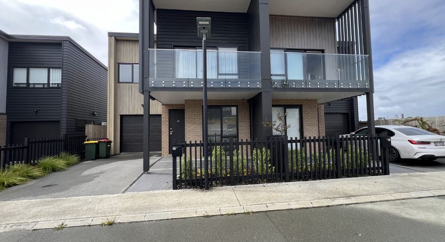  at 30 Monstedt Terrace, Mairangi Bay, North Shore City, Auckland