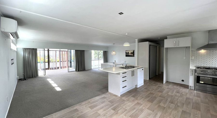  at 26 Manhattan Heights, Glendene, Waitakere City, Auckland