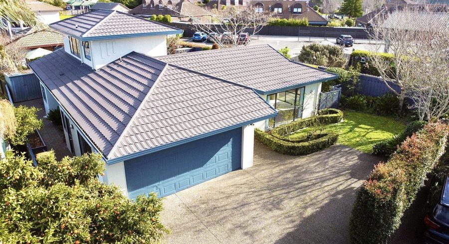  at 10 Bridgehead Cove, West Harbour, Auckland