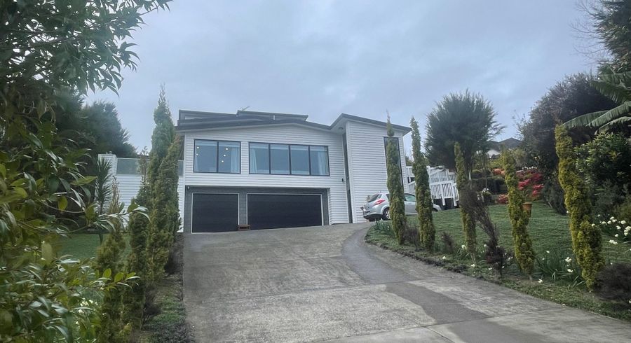  at 7 Treetops Way, Bayview, Auckland