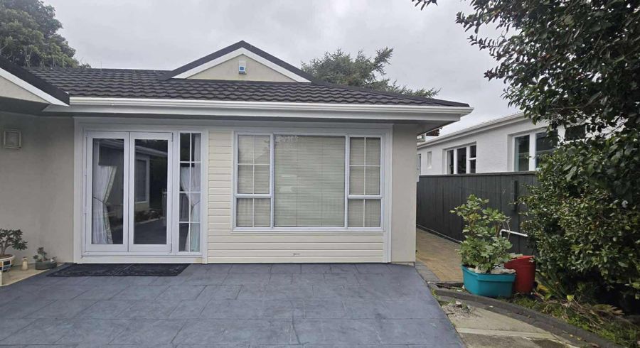  at 718 High Street, Boulcott, Lower Hutt, Wellington