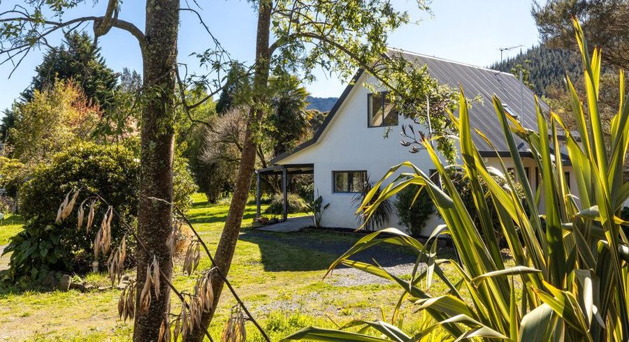  at 42 Bush Road, Tuamarina