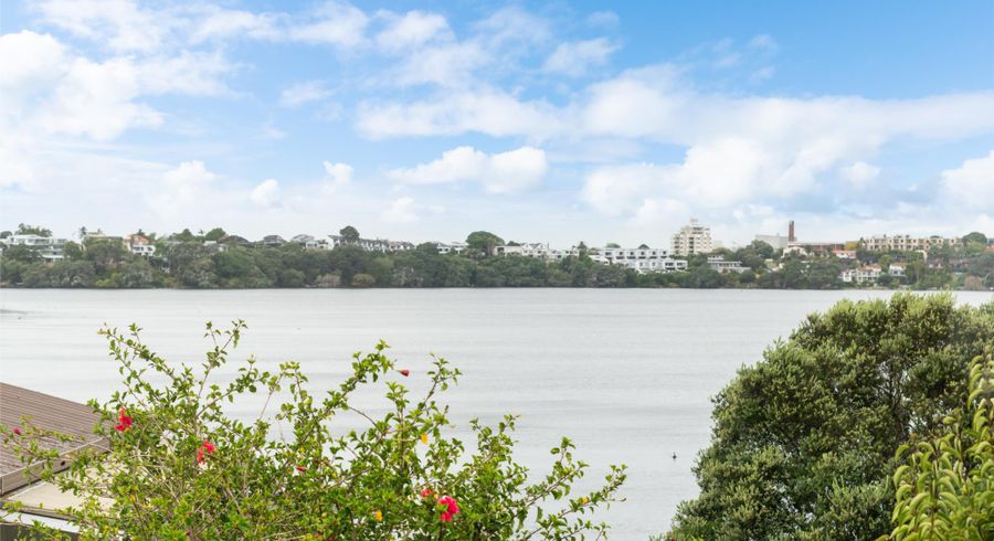  at 1/26 Otakau Road, Milford, Auckland