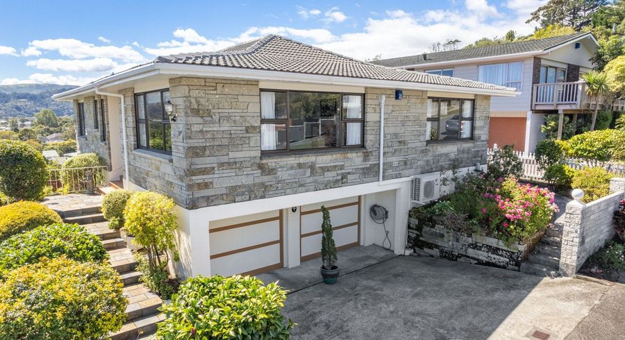  at 7 Summit Road, Fairfield, Lower Hutt, Wellington