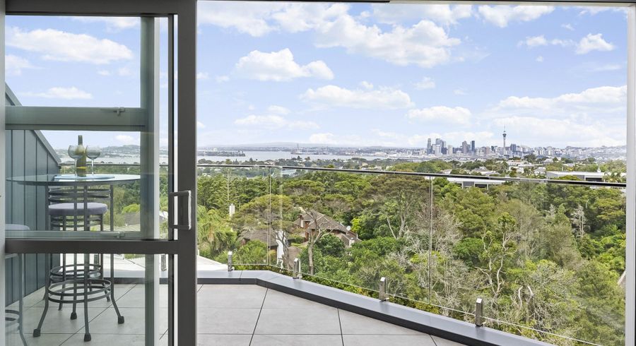  at 15/270 Onewa Road, Birkenhead, North Shore City, Auckland