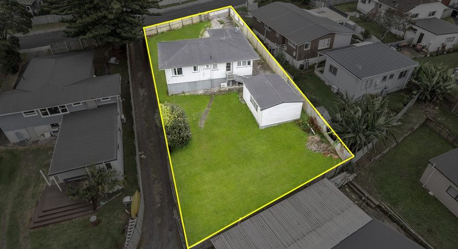  at 14 McLennan Road, Mount Wellington, Auckland City, Auckland