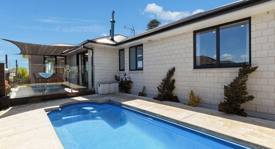  at 4 Quail Court, Pyes Pa, Tauranga
