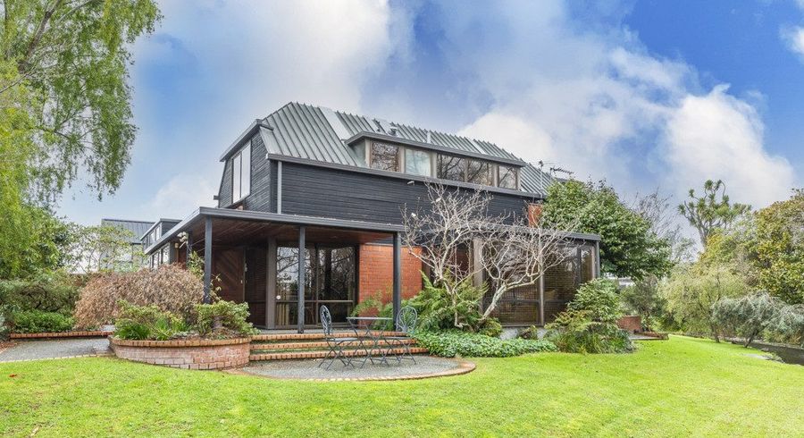  at 2 Wai-iti Terrace, Fendalton, Christchurch City, Canterbury