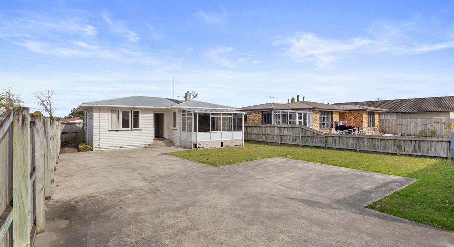  at 39 Collins Road, Melville, Hamilton, Waikato