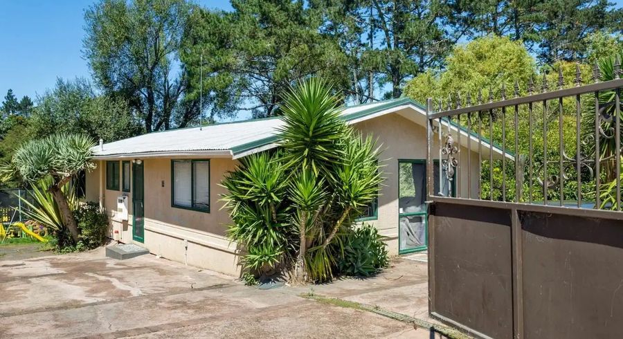  at 1014A Great North Road, Point Chevalier, Auckland