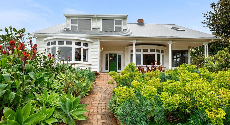  at 533 Devon Street West, Blagdon, New Plymouth, Taranaki