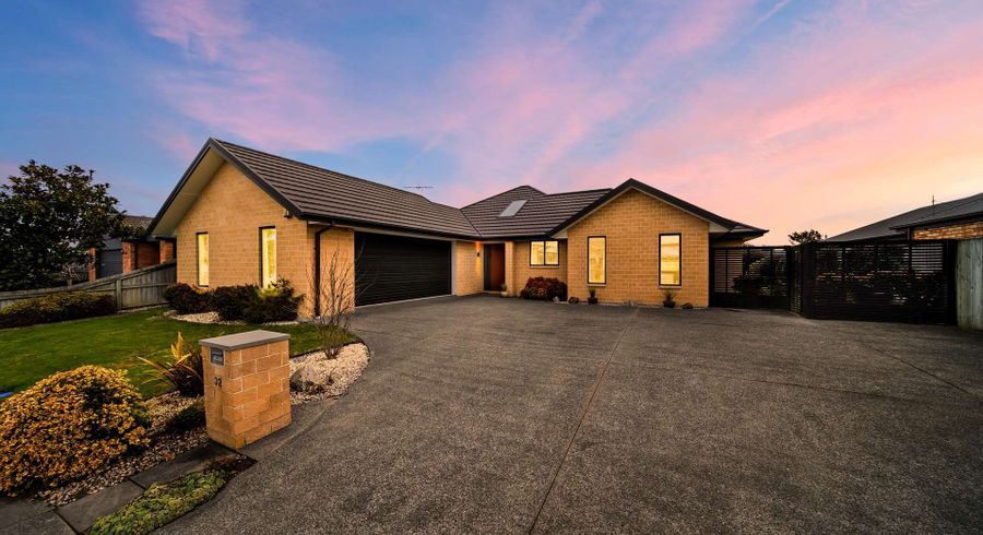  at 32 Allison Crescent, Kaiapoi, Waimakariri, Canterbury