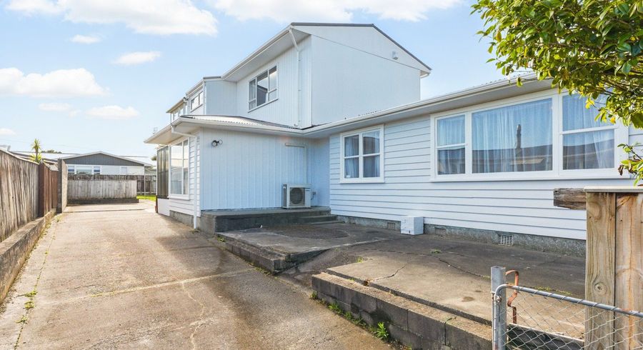  at 25 Karamea Crescent, Kelvin Grove, Palmerston North, Manawatu / Whanganui