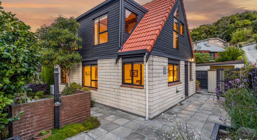  at 1/37 Augusta Street, Redcliffs, Christchurch