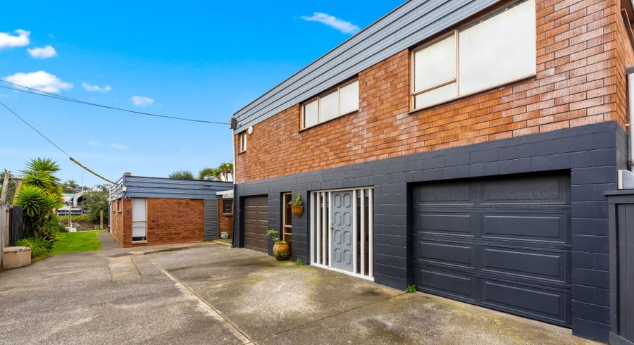  at 2/3 Omana Road, Milford, Auckland