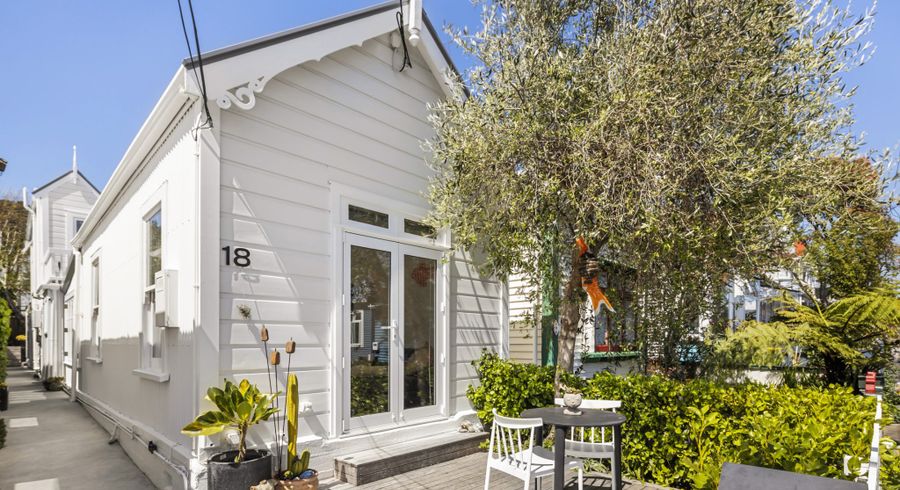  at 18 Moir Street, Mount Victoria, Wellington