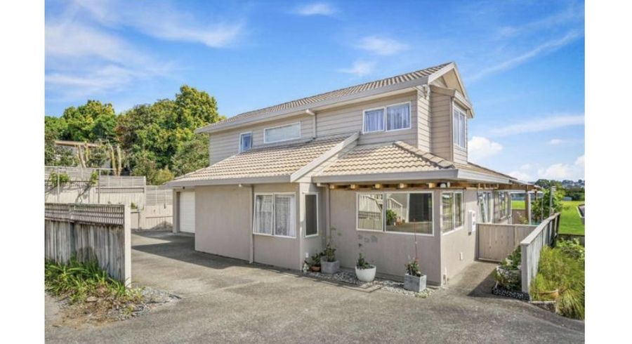  at 2/ 46A Blakeborough Drive, Forrest Hill, North Shore City, Auckland
