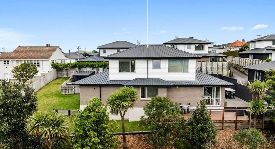  at 20B Inglewood Street, Wai O Taiki Bay, Auckland City, Auckland