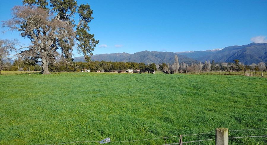 at 254 East Takaka Road, Takaka, Tasman, Nelson / Tasman
