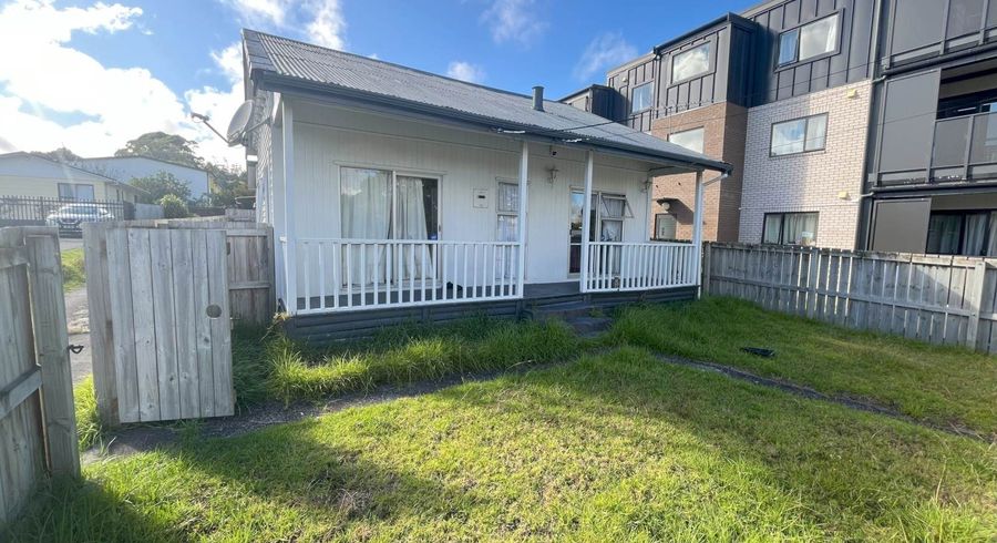  at 90 St Georges Road, Avondale, Auckland City, Auckland