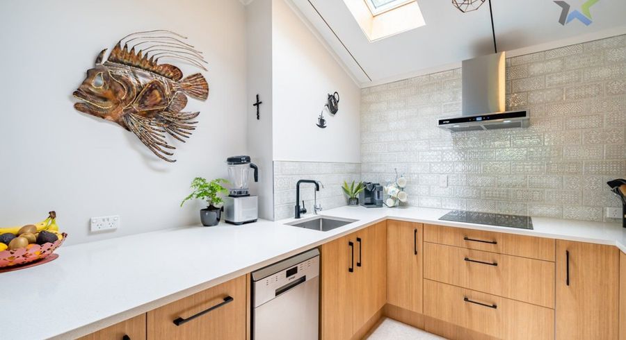  at 6 Puriri Street, Eastbourne, Lower Hutt