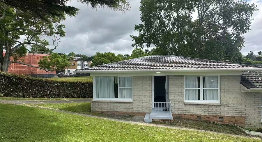  at 1/16 Diana Drive, Glenfield, North Shore City, Auckland