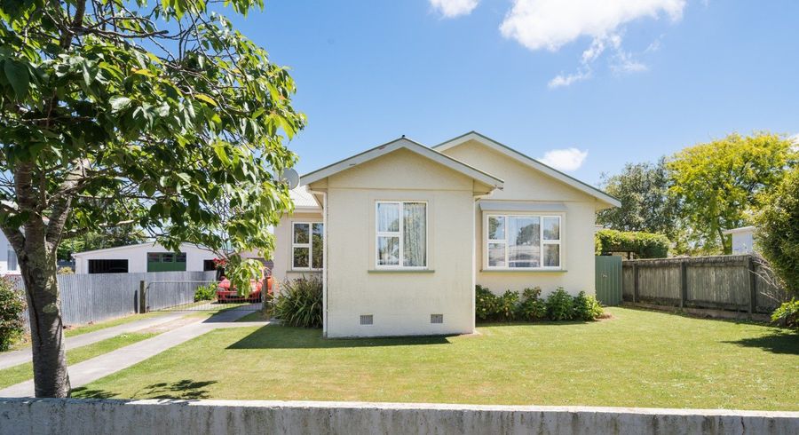  at 5 Terrace Street, Roslyn, Palmerston North, Manawatu / Whanganui