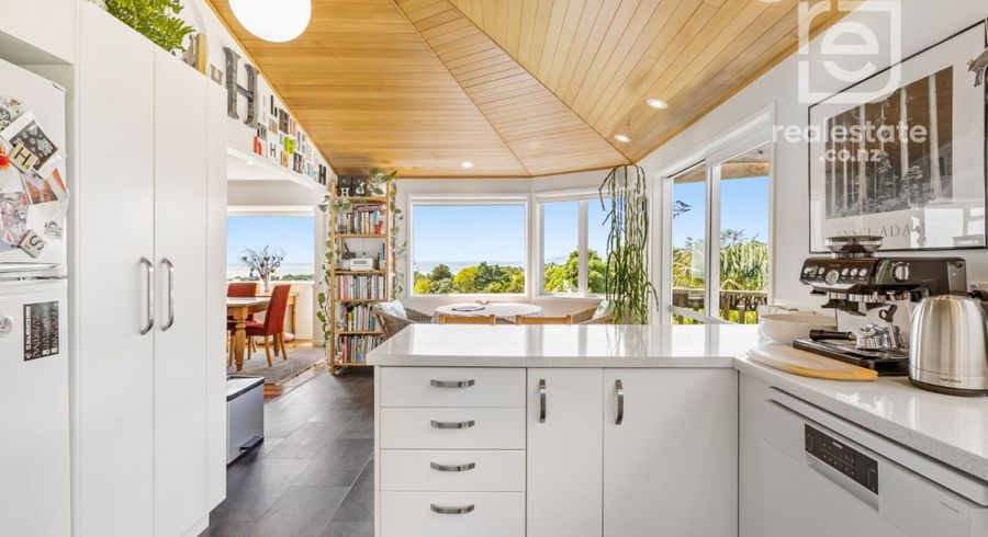  at 23A Aberdeen Road, Castor Bay, North Shore City, Auckland