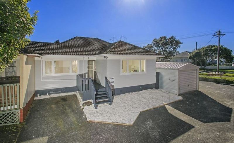  at 24 Reid road, New Lynn, Waitakere City, Auckland