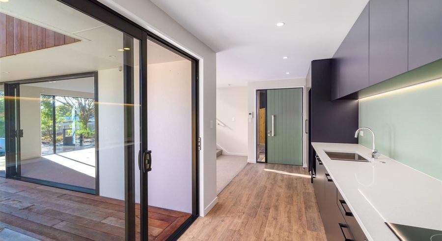 at 1/10 Hurley Street, Christchurch Central, Christchurch