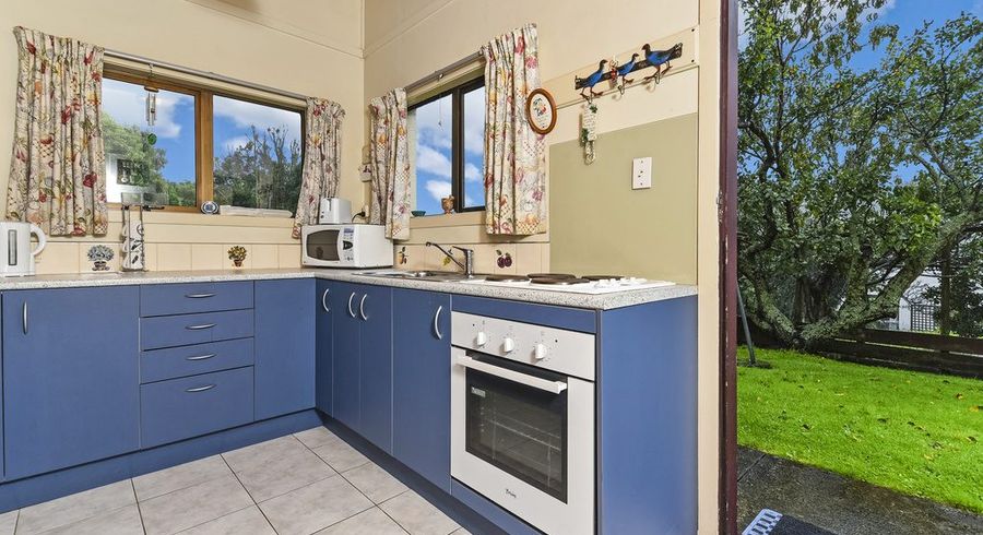  at 713A East Coast Road, Browns Bay, North Shore City, Auckland