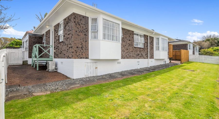  at 2/62 Grey Street, Onehunga, Auckland City, Auckland