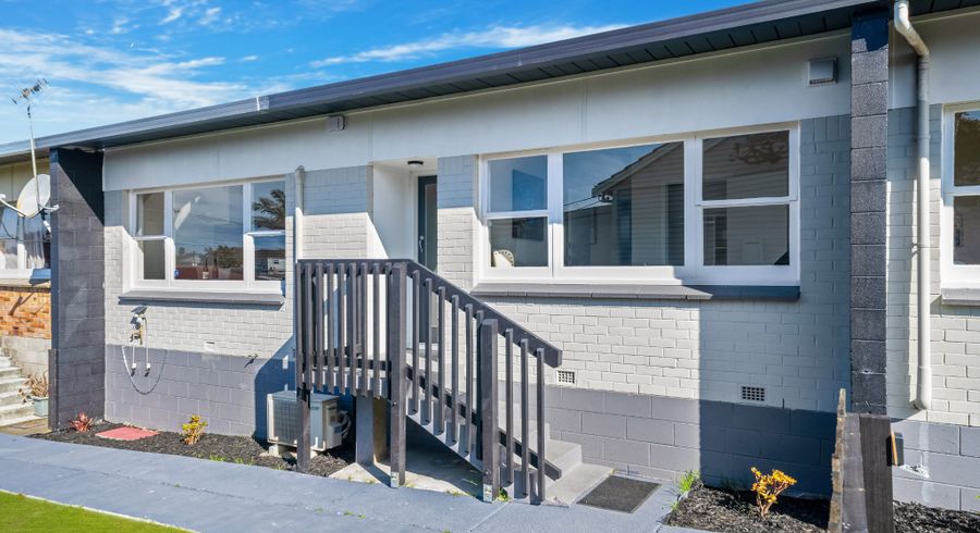  at 2/49 Clendon Avenue, Papatoetoe, Auckland
