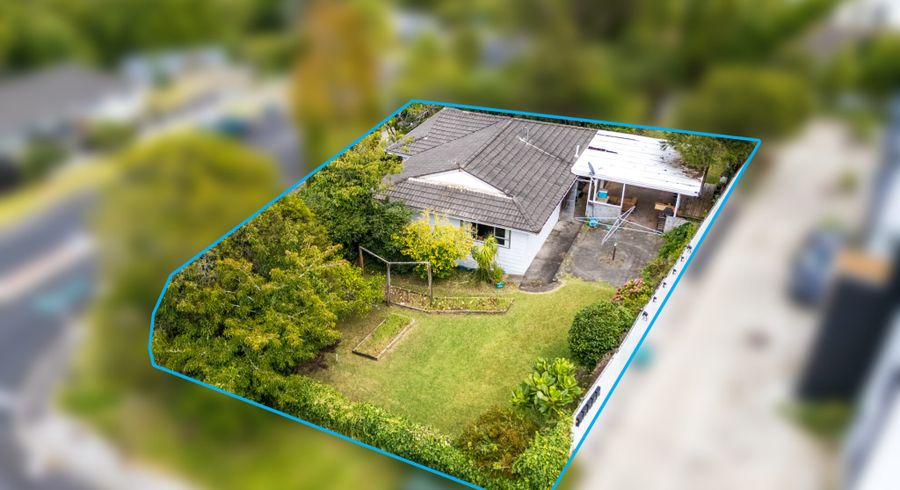  at 1 Cedar Heights Avenue, Massey, Waitakere City, Auckland