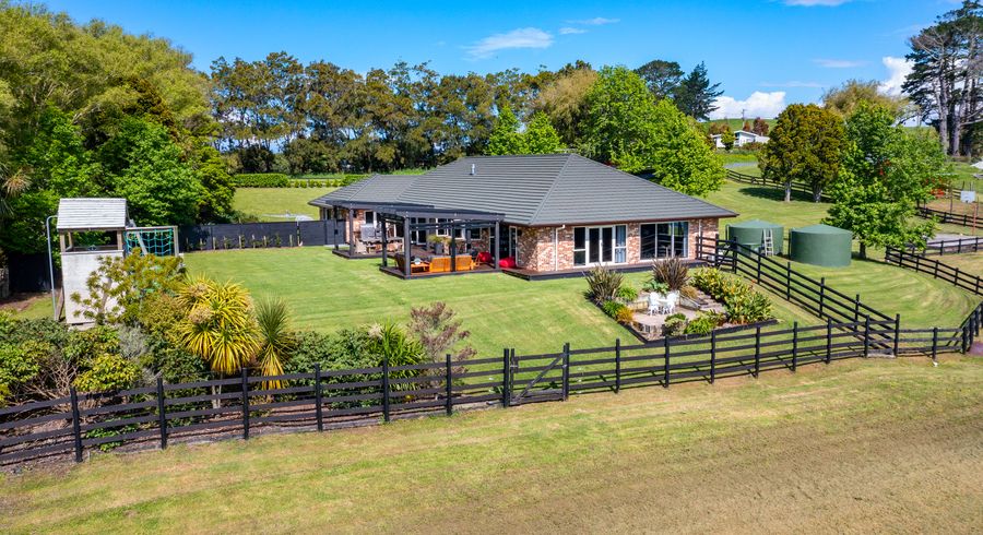  at 7 Ashwood Avenue, Albany