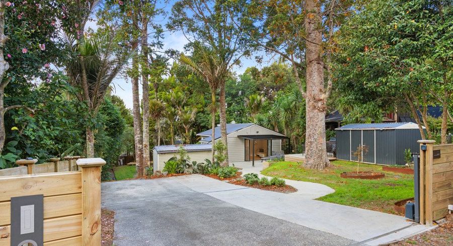  at 22 Hollywood Avenue, Titirangi, Waitakere City, Auckland