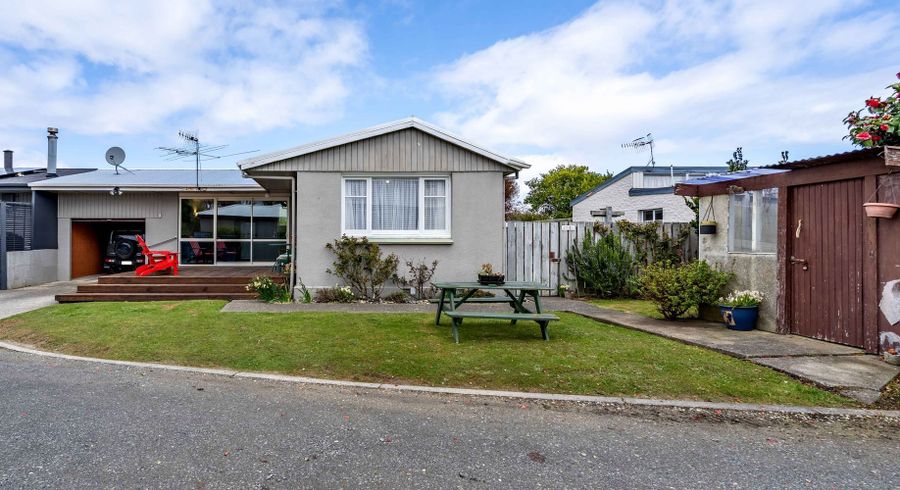 at 1/296 Nelson Street, Strathern, Invercargill