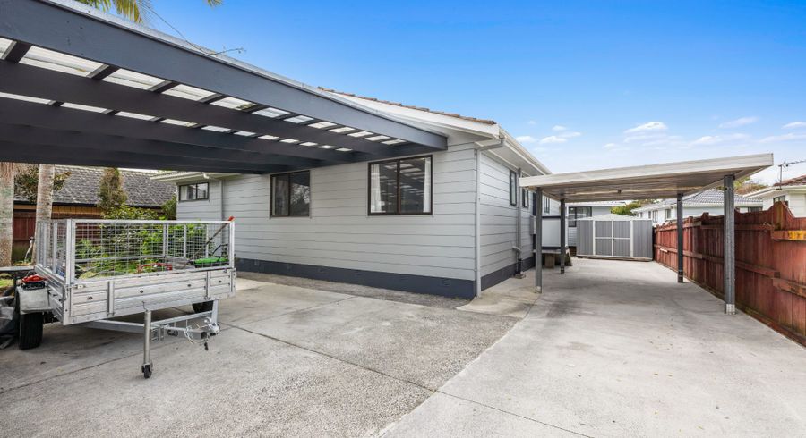  at 6 Hamblyn Place, Ranui, Auckland