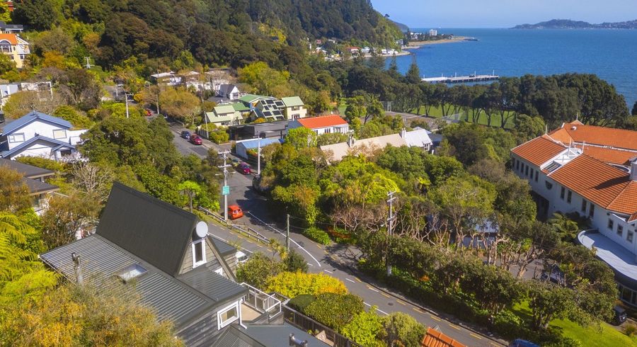  at 15 Kotari Road, Days Bay, Lower Hutt