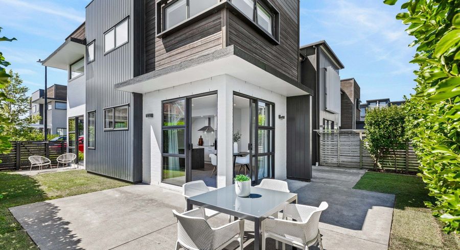  at 35 Carder Court, Hobsonville, Waitakere City, Auckland