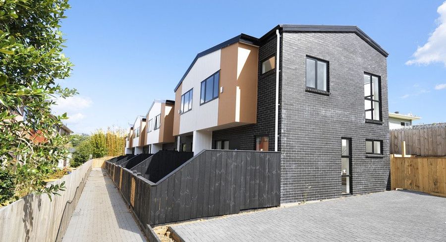  at 11/20 Seabrook Ave, New Lynn, Waitakere City, Auckland