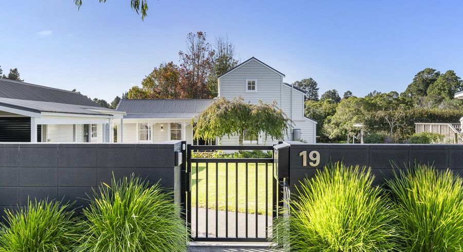  at 19 Saltaire Street, Avondale, Auckland City, Auckland