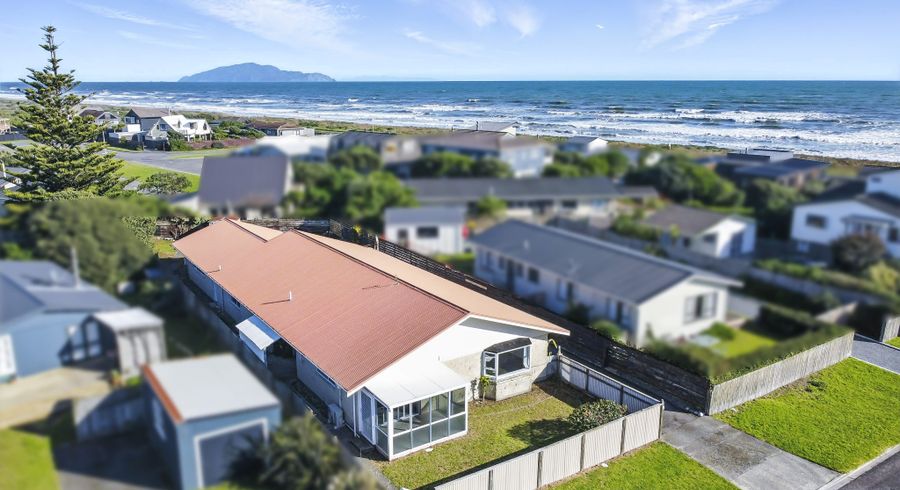  at 5 Karaka Street, Otaki Beach, Kapiti Coast, Wellington